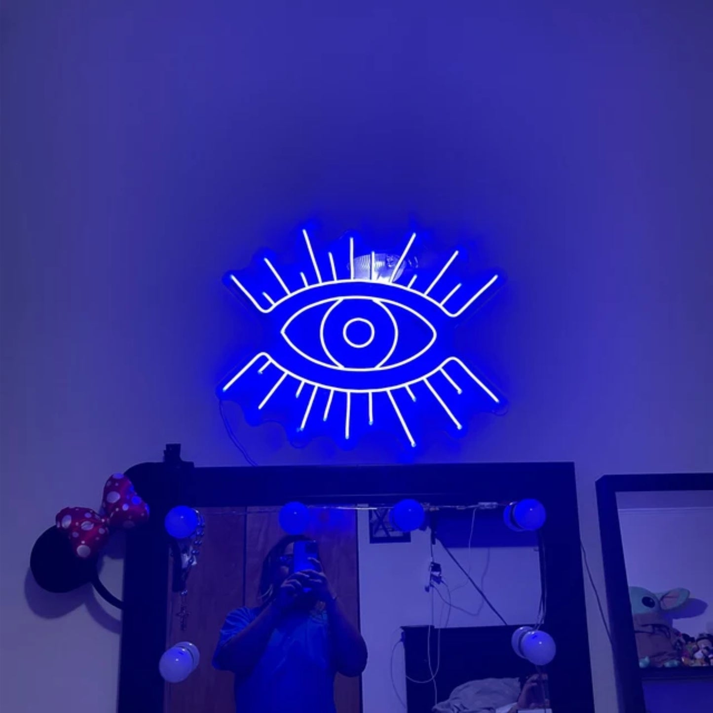 'Devil's eye'neon sign