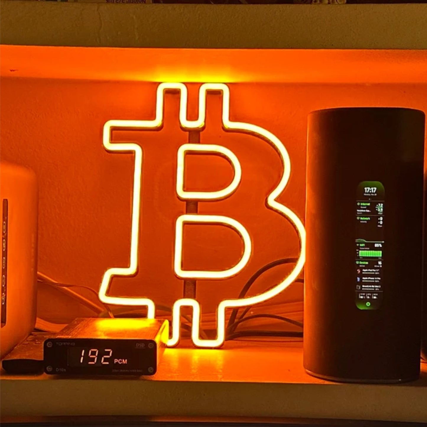 'Bitcoin Trading'neon sign